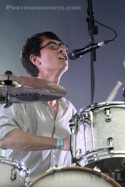 BLOC PARTY - 2012-08-24 - SAINT CLOUD - Domaine National - Grande Scene - Matthew Chee Hung Tong